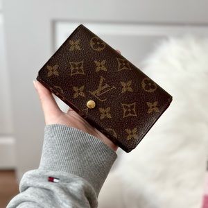 VINTAGE | Louis Vuitton Wallet Tresor Porte carte bifold monogram
